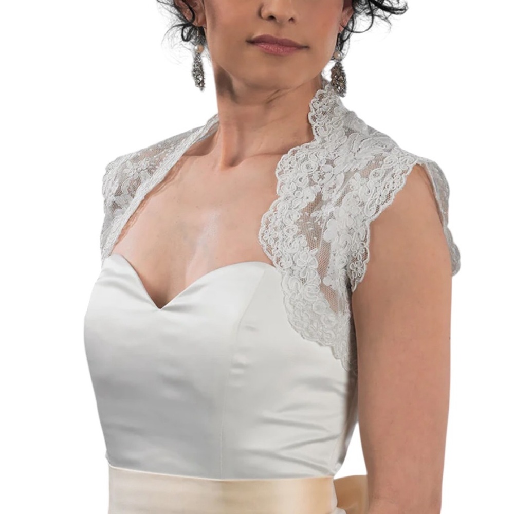 Lace Cap Sleeve Bridal Bolero Shrug - White
